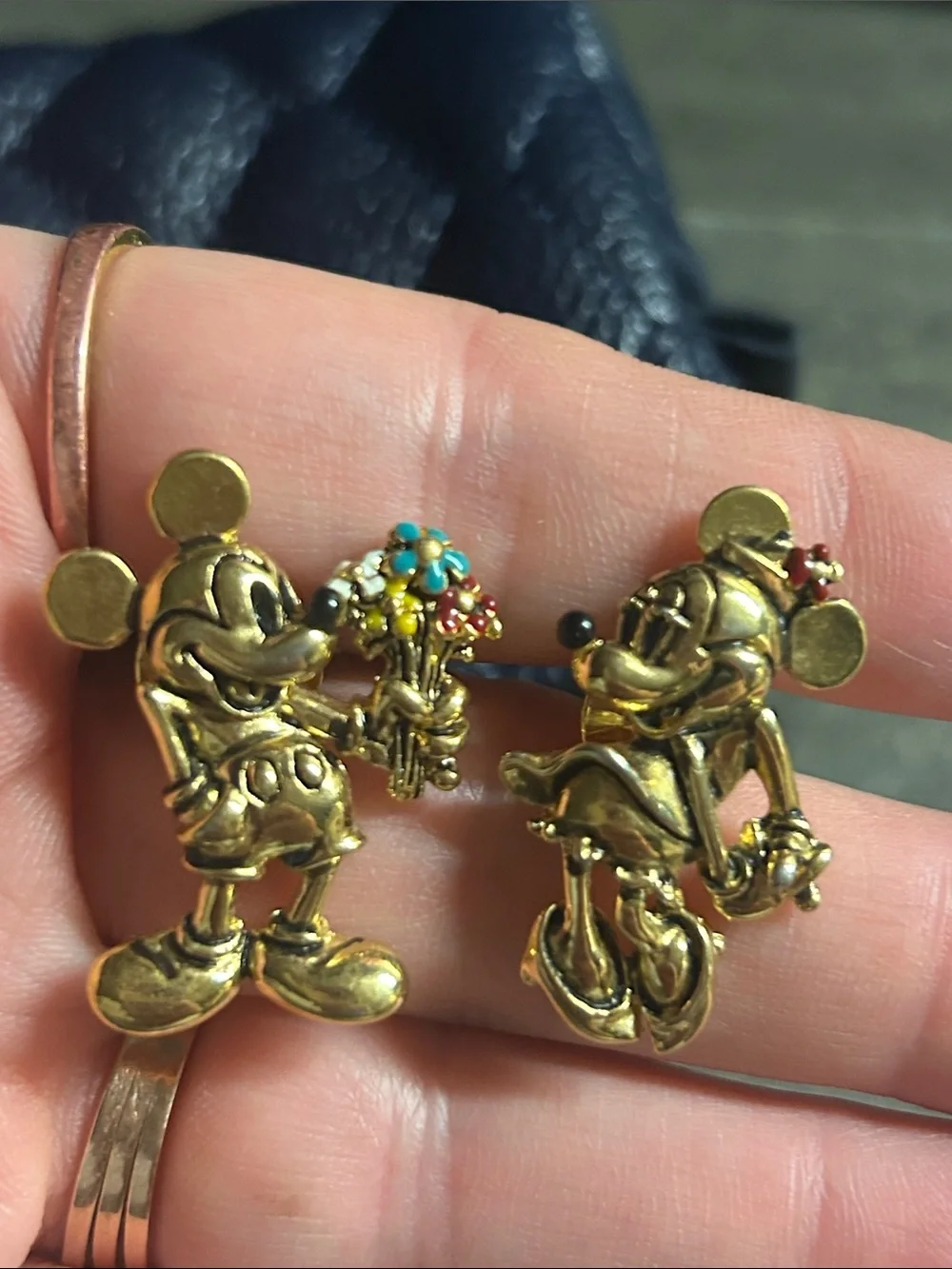Gold-tone Mickey & Minnie Couple Lapel Pins with Multicolor Accents‎